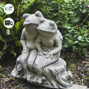 Cute Frog Couple Garden Ornament