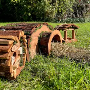 Wooden Hedgehog Hogitat with Bird House, Hanging Feeder & Nesting Straw