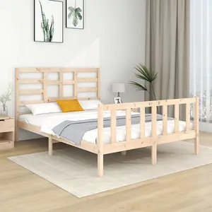 Berkfield Bed Frame Solid Wood 135x190 cm 4FT6 Double