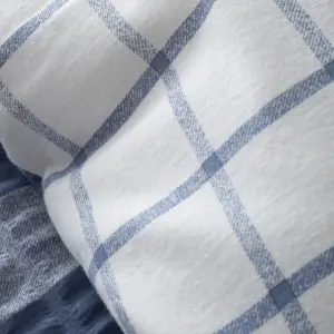 Catherine Lansfield Brushed Seersucker Gingham Reversible King Duvet Cover Set with Pillowcases Blue