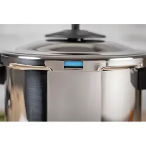 Kuhn Rikon Duromatic Neo Stainless Steel Pressure Cooker for All Hobs, Side Grips 3.5L / 20cm