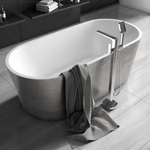 Luxury 1495x745 Silver Freestanding Bathtub with Polished Chrome Brass Mixer Tap Set