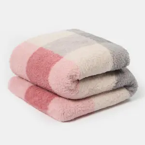 Gingham Teddy Fleece Throw Over Bed Blanket Check Warm, Blush - 150 x 200cm