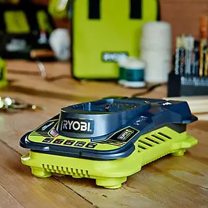 Ryobi 18V One+ 5A Li-ion Fast Battery charger - RC18150