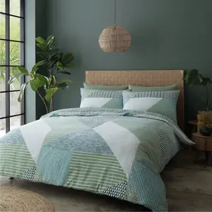 Larsson Geo Duvet Cover Set Green / Double - 2 Standard Pillowcases