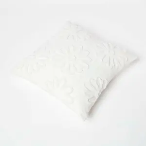 Homescapes Floral Daisy White Tufted Cotton Cushion 45 x 45 cm