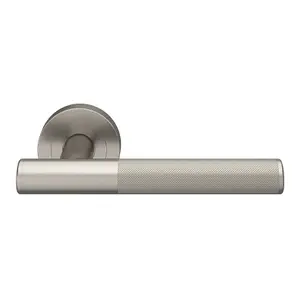 GoodHome Irus Brushed Nickel effect Round Latch Door handle (L)150mm, Pair