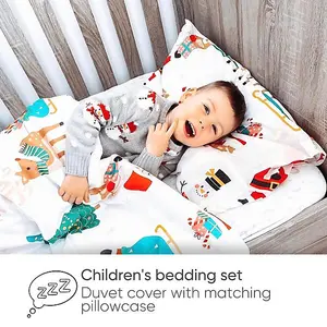 Bloomsbury Mill - Winter Wonderland Christmas Kids Toddler Cot Bed Duvet Cover and Pillowcase Set - Cot Bed - 150 x 120cm