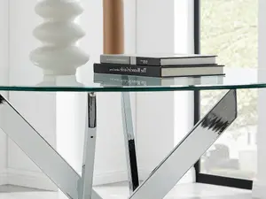 Furniturebox UK Novara Chrome Metal Round Glass Dining Table And 4 Grey Pesaro Silver Leg Chairs