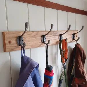 Oakcrafts - Handcrafted Solid Oak Coat Rack with Cast Iron Hooks and Oval Base Plate 900mm - 6 Hooks