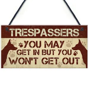 Red Ocean Funny Beware Trespassers Dog Warning Sign House Novelty Pet Dog Gifts Security Wall Gate Hanging Sign