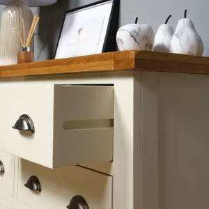 Elm Home And Garden Wide 6 drawer Painted Cream/Off White Chest Of Oak Drawers 78cm High x 128cm Wide x 40cm Deep