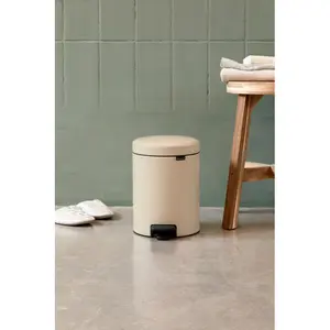 Brabantia NewIcon 3 Litre Soft Closing Pedal Bin Soft Beige