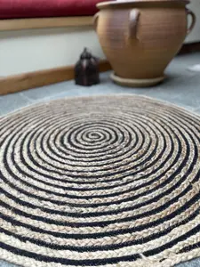 CHAKKAR DARK Stripe Round Jute Beige Black Rug / 90 cm Diameter