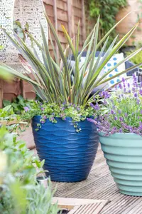 Lightweight Recycled Plastic Garden Pot Planter Large Windermere Plant Pot - Plastic - L38 x W38 x H33 cm - Blue