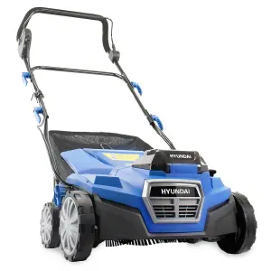 Hyundai Artificial Grass Sweeper 2x 20V (40V) 380mm Working Width, Brushless Motor, 4Ah Li-ion Batteries  HY2197