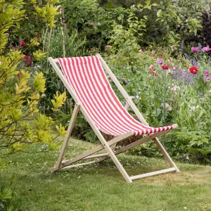 Harbour Housewares - Folding Wooden Deck Chair - Red Stripe