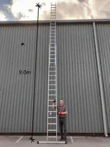 Double Extension Ladder 2 x 19 Rung 9.0m Max Open Height 5.0m Closed Ladders