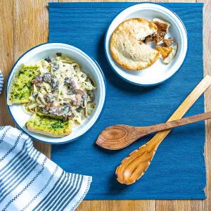 Argon Tableware - White Enamel Deep Bowls - 22.5cm - Navy - Pack of 6