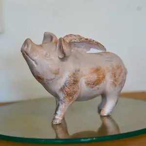 Flying Pig Resin Statue Farmyard Piglet Home Outdoor Ornament Decoration Piggy