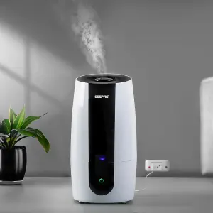 GEEPAS Humidifier for Bedroom, 2.6L Top Fill Cool Mist Large Room, 360 Rotatable, Night Light With Auto Mode