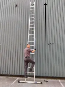 Triple Extension Ladder 3 x 9 Rung 5.5m Max Open Height 2.5m Closed