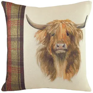 Evans Lichfield Hunter Highland Cow Highland Cow Rectangular Feather Rich Cushion