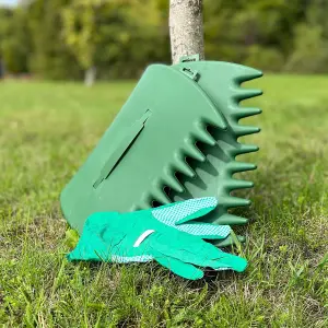 Garden Leaf Grabber Scoops & Gloves Set