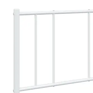 Berkfield Metal Bed Frame with Headboard White 140x190 cm