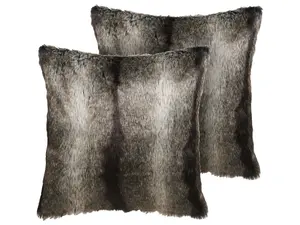 Set of 2 Cushions RUBRUM Faux Fur 45 x 45 cm Striped Grey