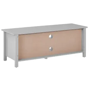 Beliani Traditional TV Stand Light Grey HONOLULU