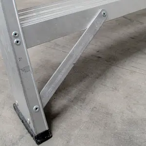 6 Step Industrial Platform Step Ladder