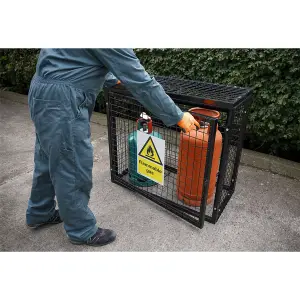 Sealey Warning Safety Sign Flammable Gas Rigid Plastic 200 x 300mm SS59P1