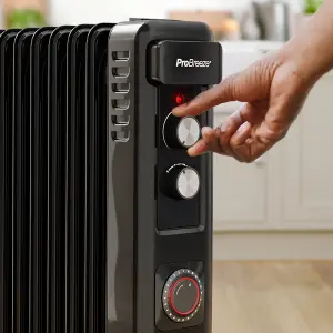 Pro Breeze 2500W Compact Oil Filled Radiator Heater with 11 Fins and Thermostat Control - Black