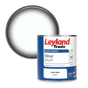 Leyland Trade Vinyl Matt Walls & Ceilings Emulsion Paint Traffic White (RAL 9016) 1L