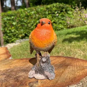 Robin on a Tree Stump Garden Ornament (Set of 2)