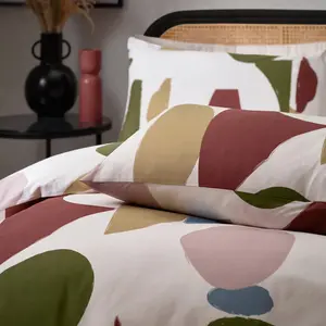 Areonia Cotton Blend Duvet Cover Set with Pillowcases Green/Red/Tan / Single - 1 Standard Pillowcase