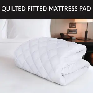 King Elastic Quilted Fitted Mattress Protector, Mattress Cover Stretches up to 30cm Deep, Machine Washable Mattress Topper