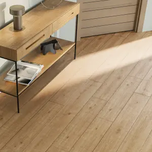 GoodHome Maldon XL Wide Dark Oak Natural Oak effect Embossed Laminate flooring Sample