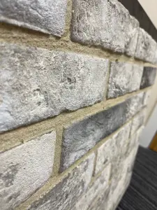 Ice Grey Blend Brick Slips  -  1.5m2