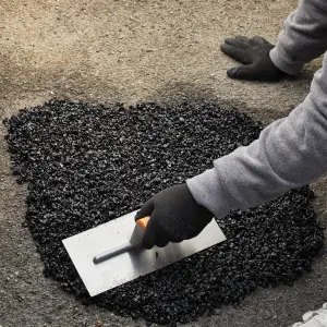 Volden Pothole Repair Ready mixed Macadam, 10kg Tub