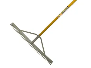 Premium 900mm Aluminium Landscape Rake for Efficient Outdoor Cleanup