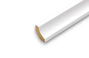 White Laminate MDF Scotia - 15 x 15mm - 2.4m Lengths - Pack Of 10