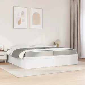 Berkfield Bed with Mattress White 200x200 cm Solid Wood Pine