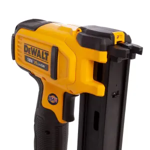 Dewalt DCN701D2 18v XR Cordless Electricians Stapler 2 x 2.0ah Battery + Tstak