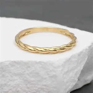 9Ct Yellow Gold Twisted Band Stacking Ring