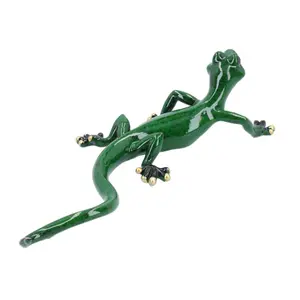 Green Gecko Lizard Resin Wall Shed Sculpture Statue Ornament House Medium