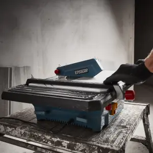 Erbauer 750W 90-600V Corded Tile cutter TC180VI