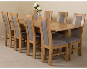 Richmond 140cm - 220cm Oak Extending Dining Table and 8 Chairs Dining Set with Stanford Chairs