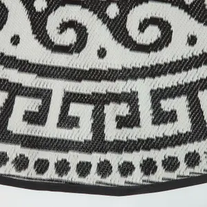 Homescapes Enid Aztec Black & White Round Outdoor Rug, 180 cm